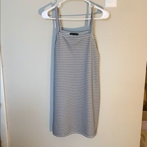 Kendal & Kylie dress